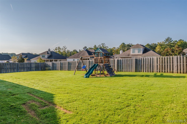 9266 Crescent Lodge Circle