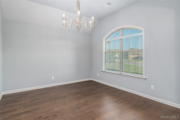9266 Crescent Lodge Circle