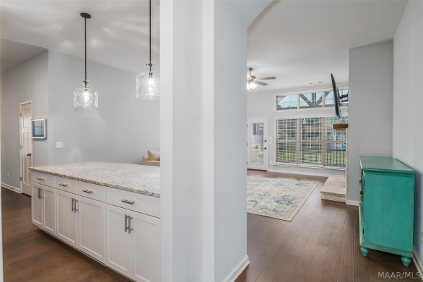 9266 Crescent Lodge Circle