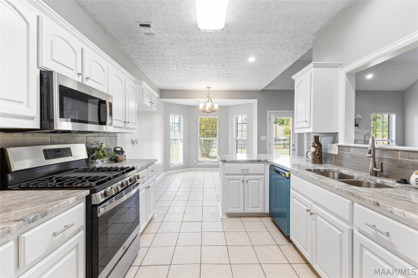 49 CLEARVIEW Lane