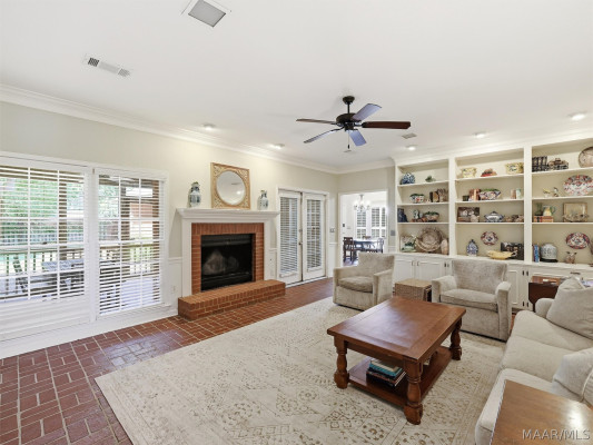3207 Lancaster Lane