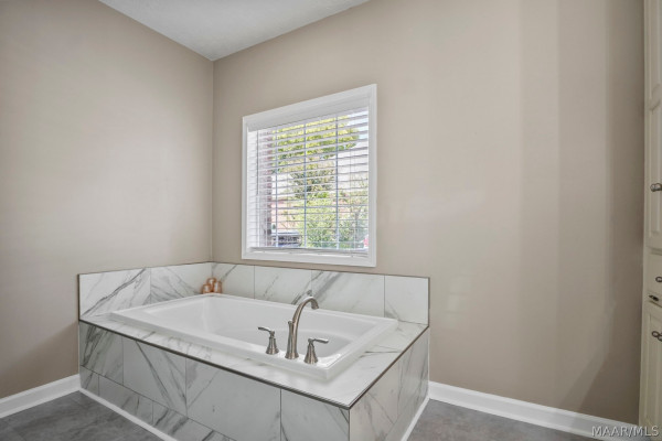 1440 Emerald Mountain Parkway