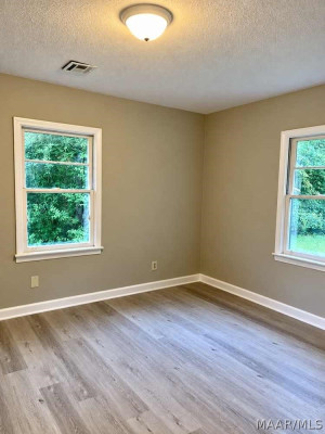 3134 Meadow Lane