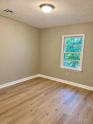 3134 Meadow Lane