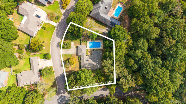 233 DEERWOOD Drive