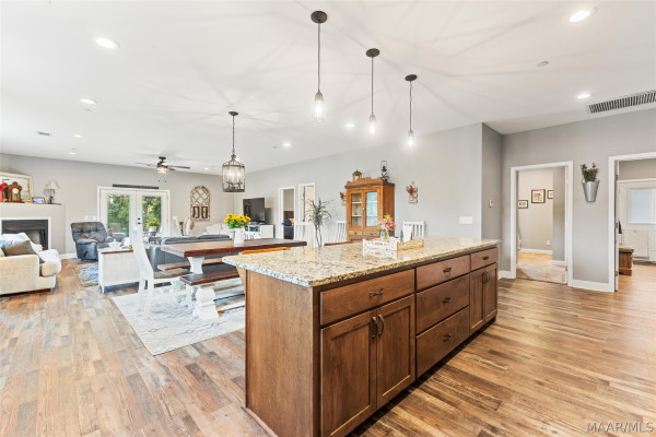 845 Whitetail Ridge