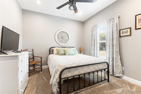 845 Whitetail Ridge