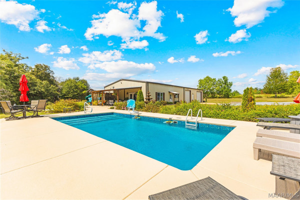 845 Whitetail Ridge
