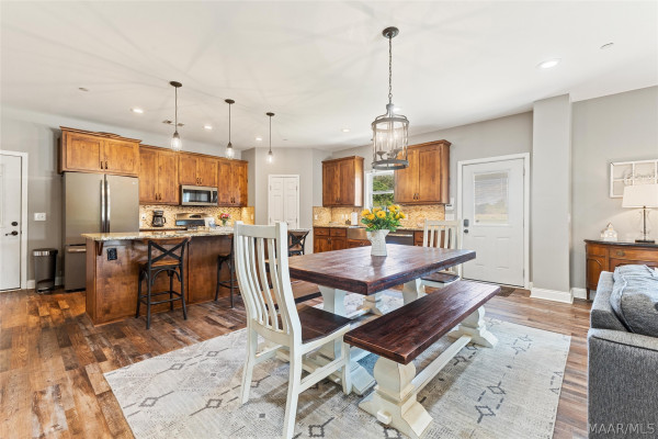 845 Whitetail Ridge