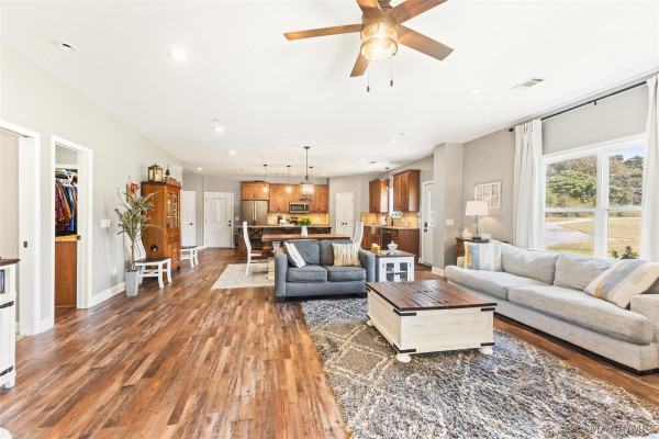 845 Whitetail Ridge