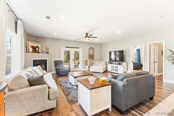 845 Whitetail Ridge