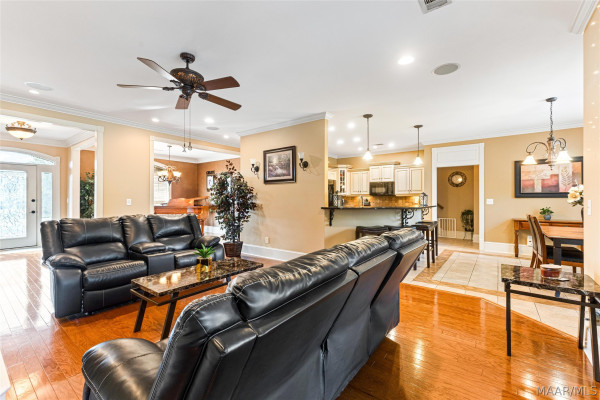 8412 Rockbridge Circle