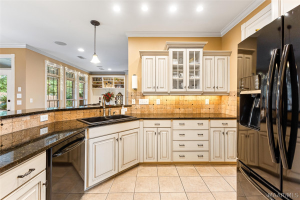 8412 Rockbridge Circle