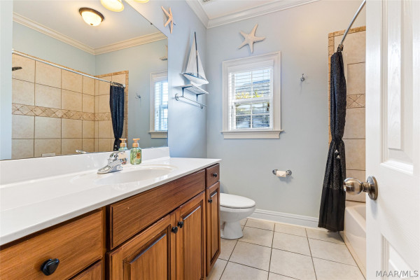 8412 Rockbridge Circle