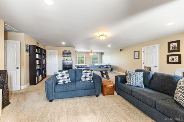 8412 Rockbridge Circle