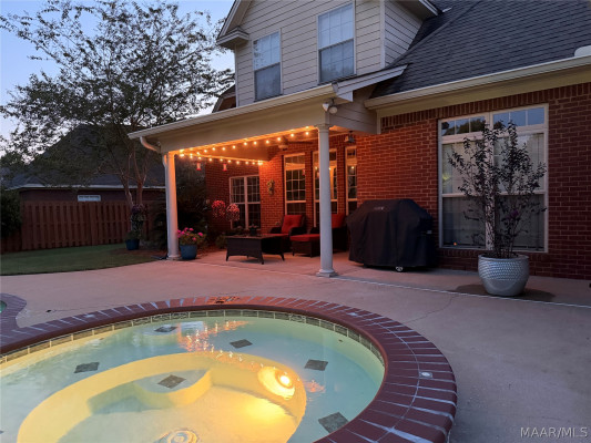 8412 Rockbridge Circle