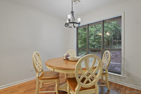 166 LEDYARD Drive