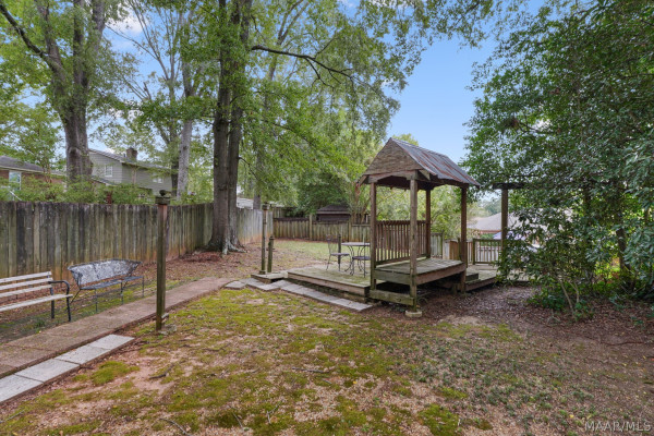 166 LEDYARD Drive