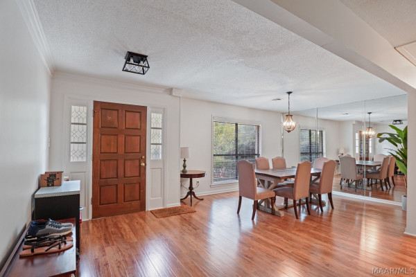 166 LEDYARD Drive