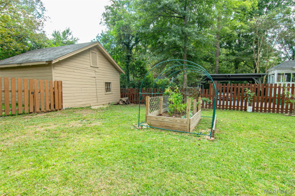 3203 Montezuma Road