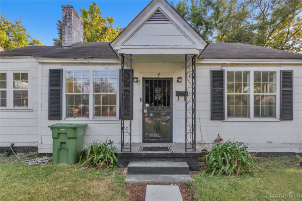 7 COURTLAND Drive