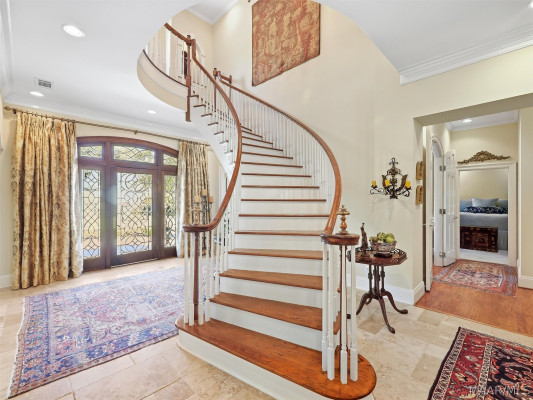 3201 Colline Close