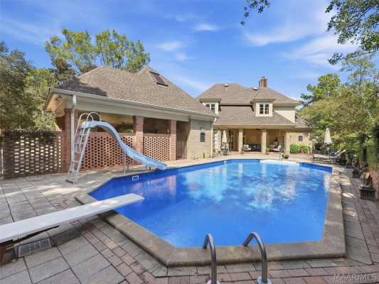 3201 Colline Close