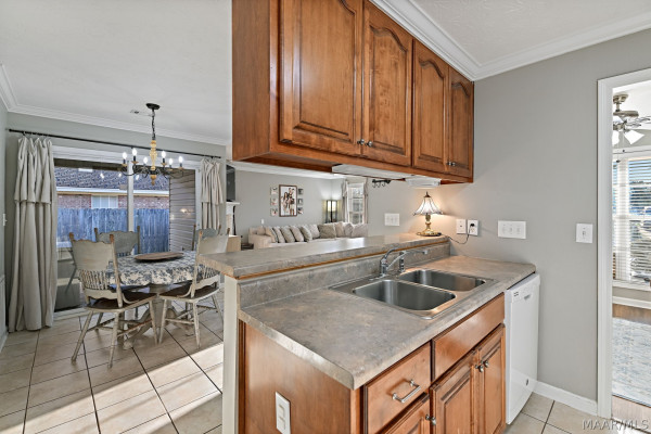 728 Buena Vista Loop