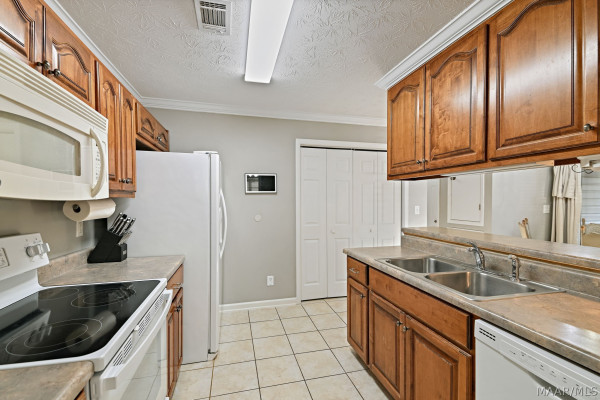 728 Buena Vista Loop