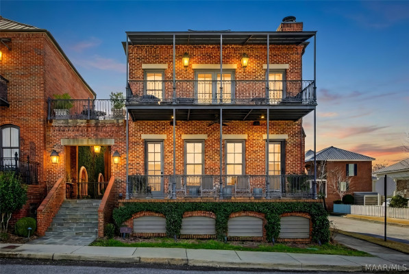 121 Bridge Street