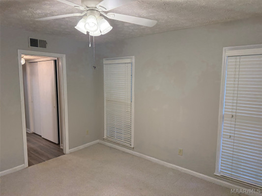 537 COLISEUM Boulevard