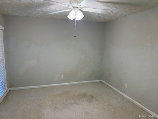 537 COLISEUM Boulevard