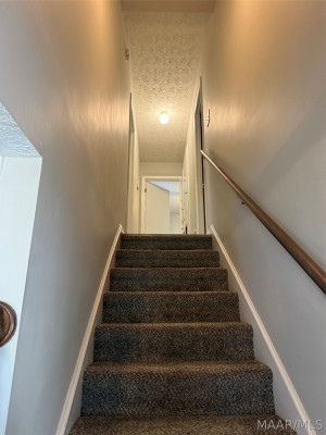 537 COLISEUM Boulevard