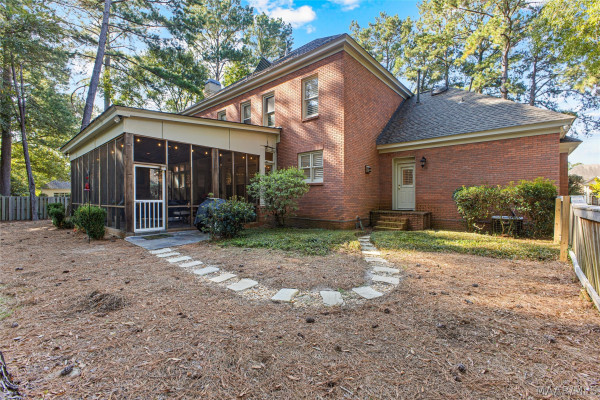 9846 Wynchase Circle