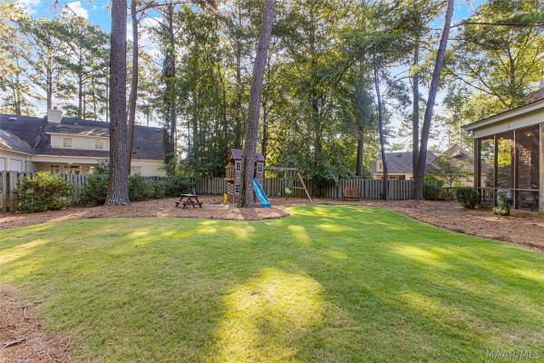 9846 Wynchase Circle