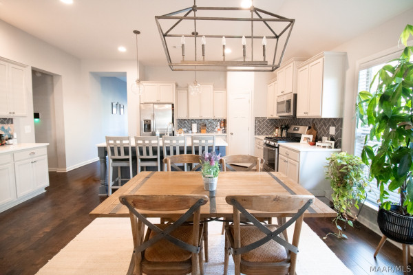 9147 White Poplar Circle