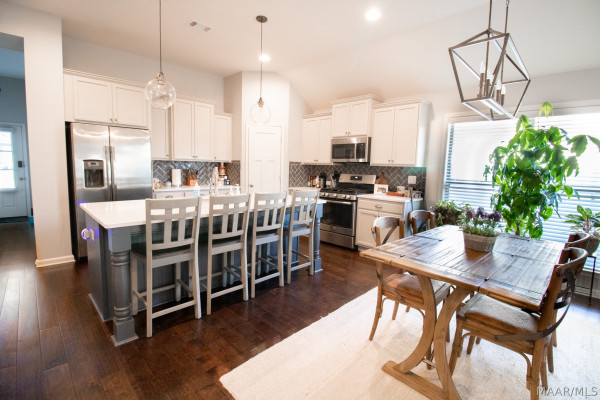 9147 White Poplar Circle