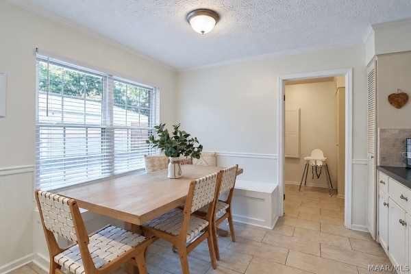 3883 Faunsdale Drive
