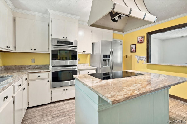 2240 Trotters Trail