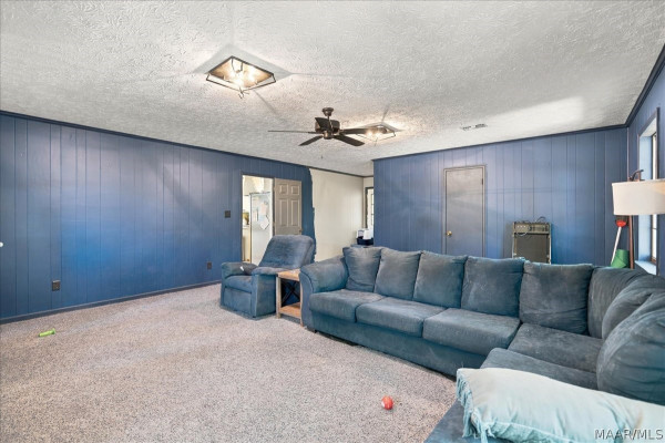 2240 Trotters Trail