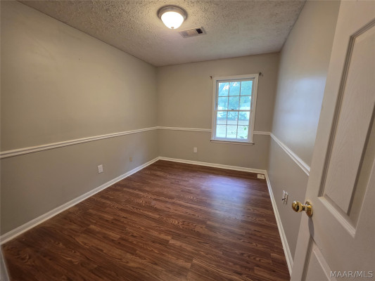 5652 CARRIAGE BROOK Road