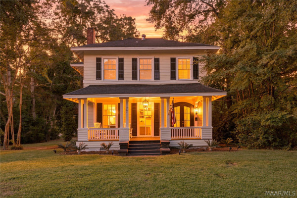 264 E Fairview Avenue