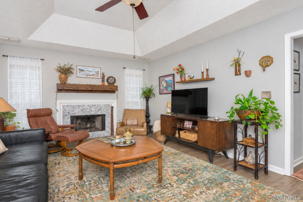 452 Caldwell Place