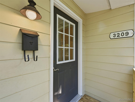 3209 Audubon Road