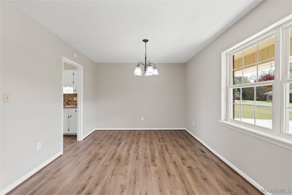 104 Crestview Drive