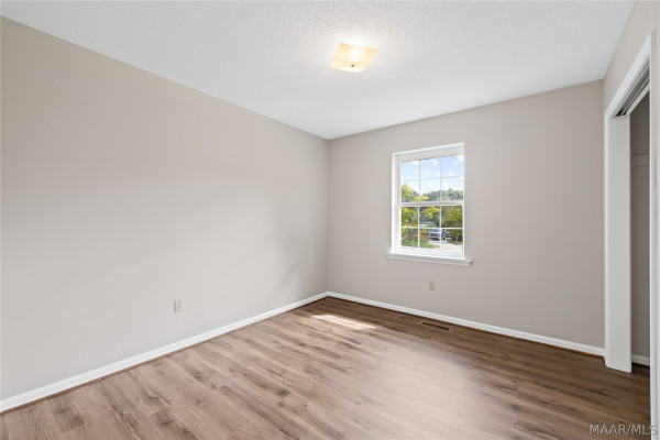 104 Crestview Drive