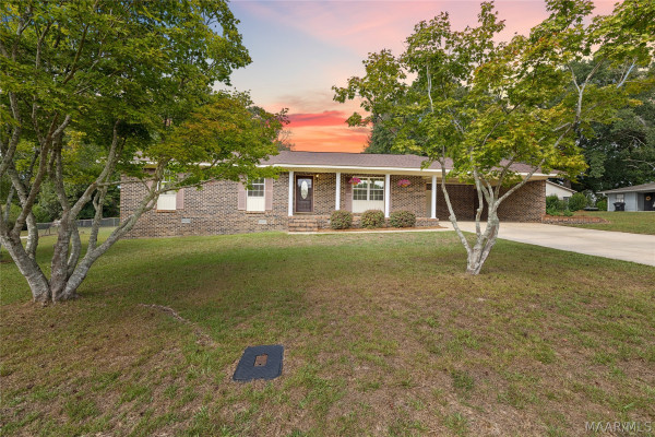 104 Crestview Drive