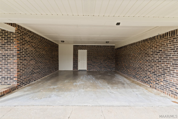 104 Crestview Drive