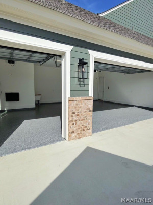 581 King's Meadow Street