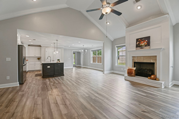 914 Pearl Drive